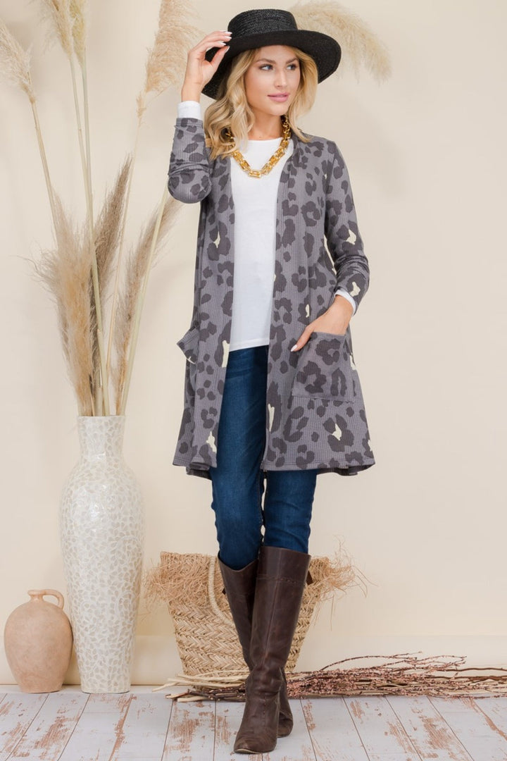 Stilla | Full Size Leopard Åben Front Kontrast Cardigan
