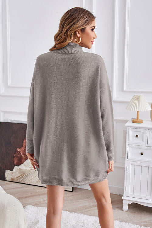 Stilla | Seam Mock Neck Split Sweater