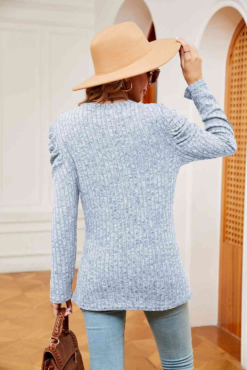 Stilla | Ærme Ribbet Twisted Top