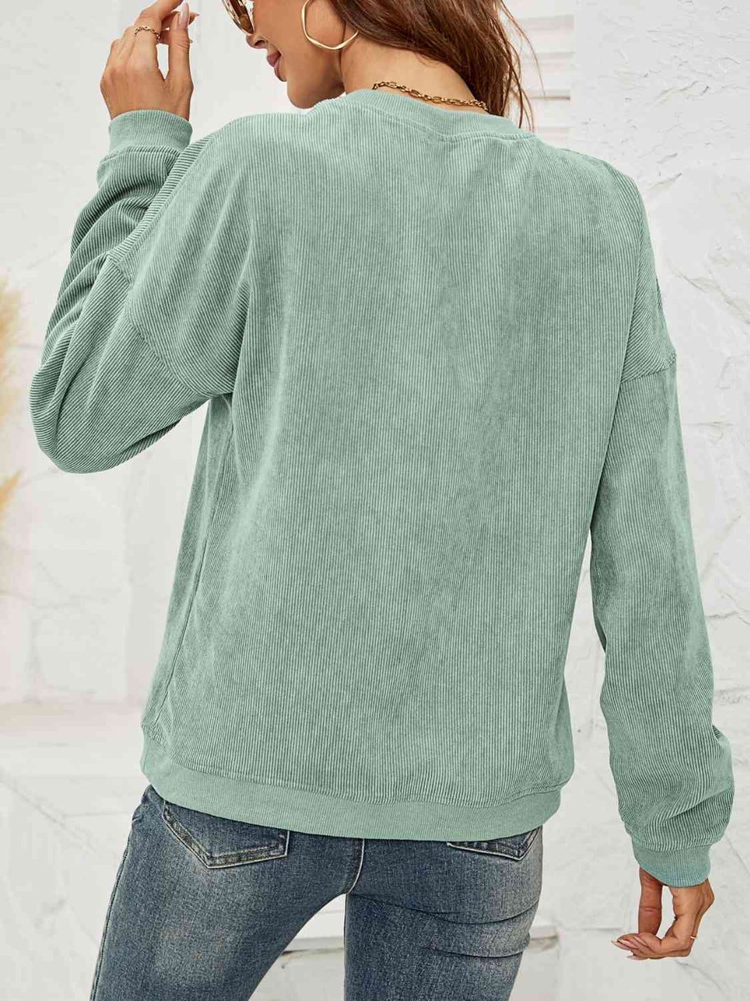 Stilla | Stop Believing Graphic Sweatshirt
