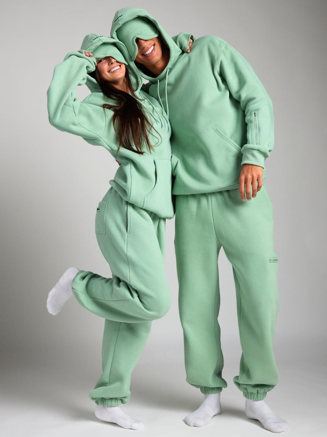 Stilla | Cozy Travel Hoodie med Flytilstand Grafisk