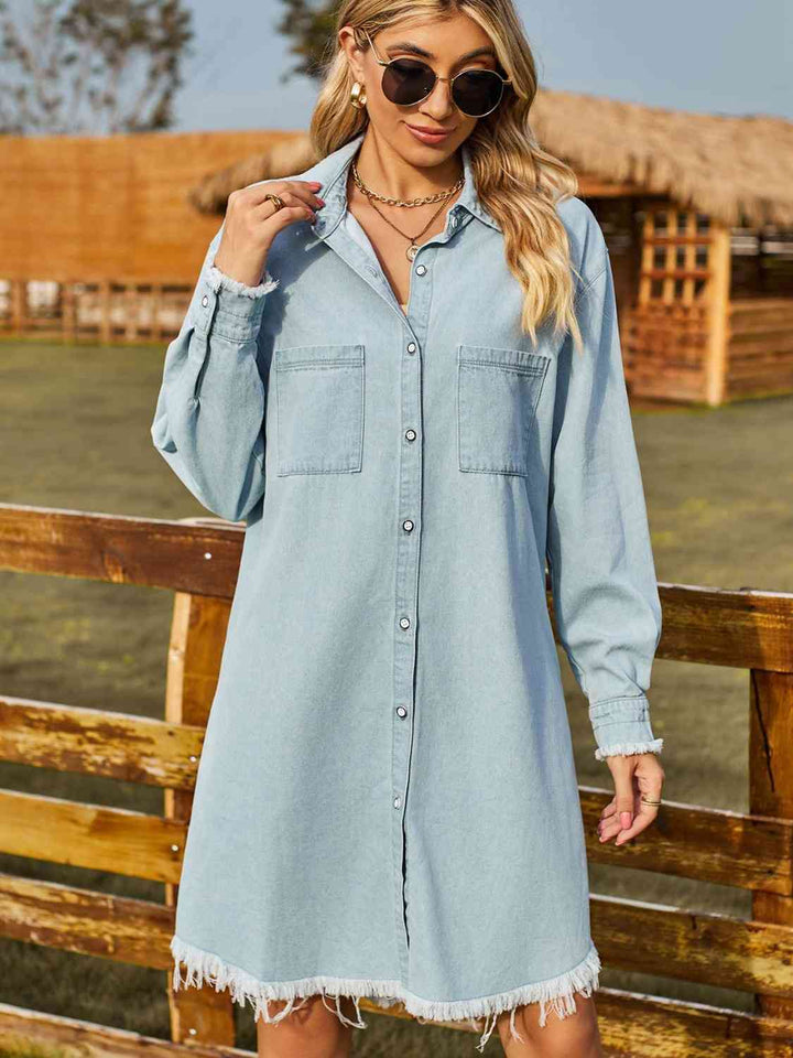 Stilla | up Kravehals Ru Raw Hem Denim Kjole