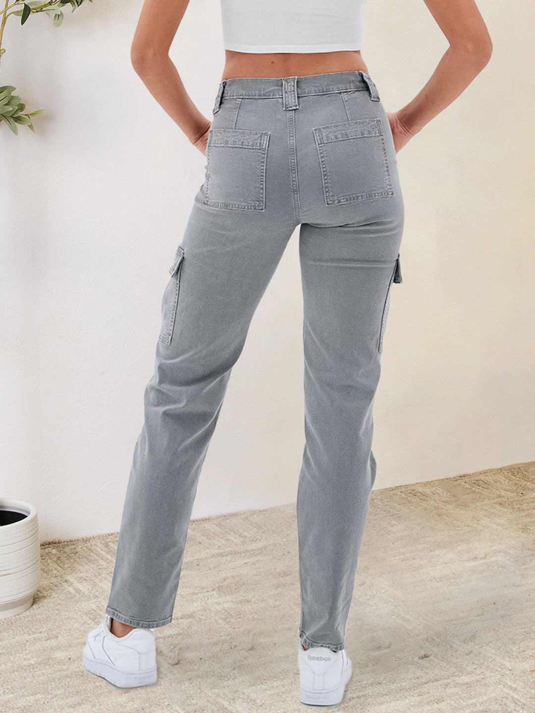 Stilla | Straight Jeans med Cargo Lommer