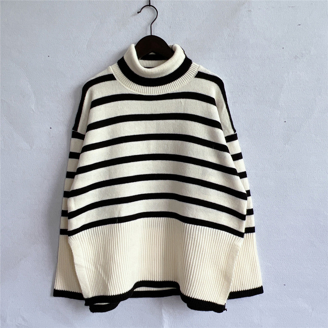 Stilla | Turtleneck Flare Sleeve Sweater