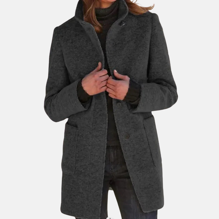 Stilla | Vintage Tweed Damejakke med Elegant Rullekrave