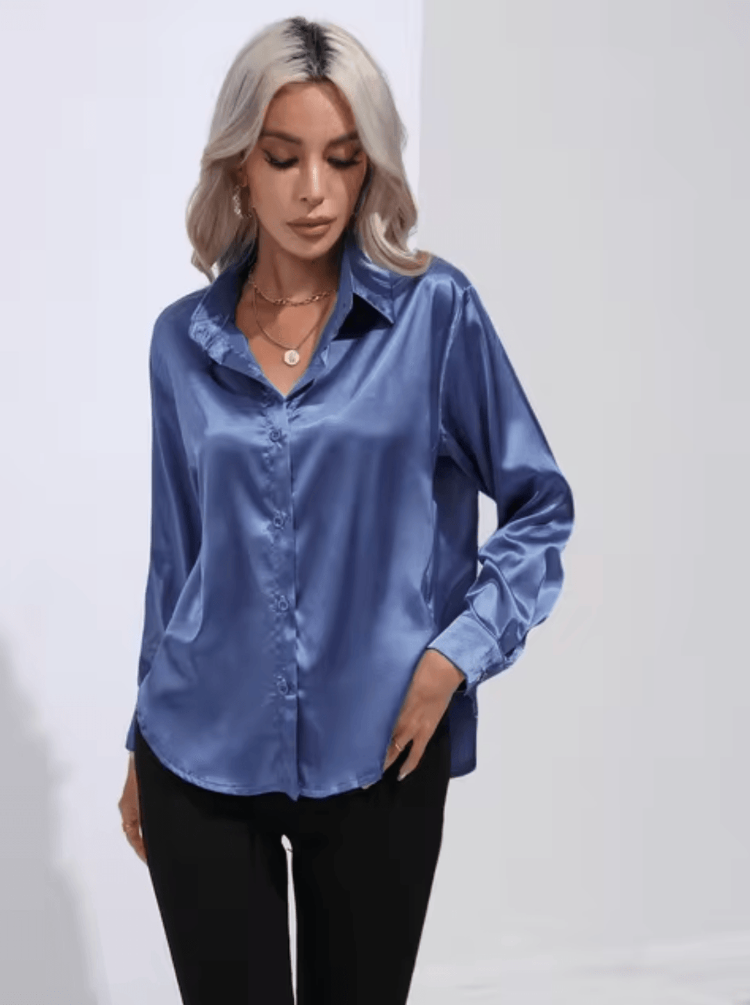 Stilla | Satin Bluse med Lange Ærmer