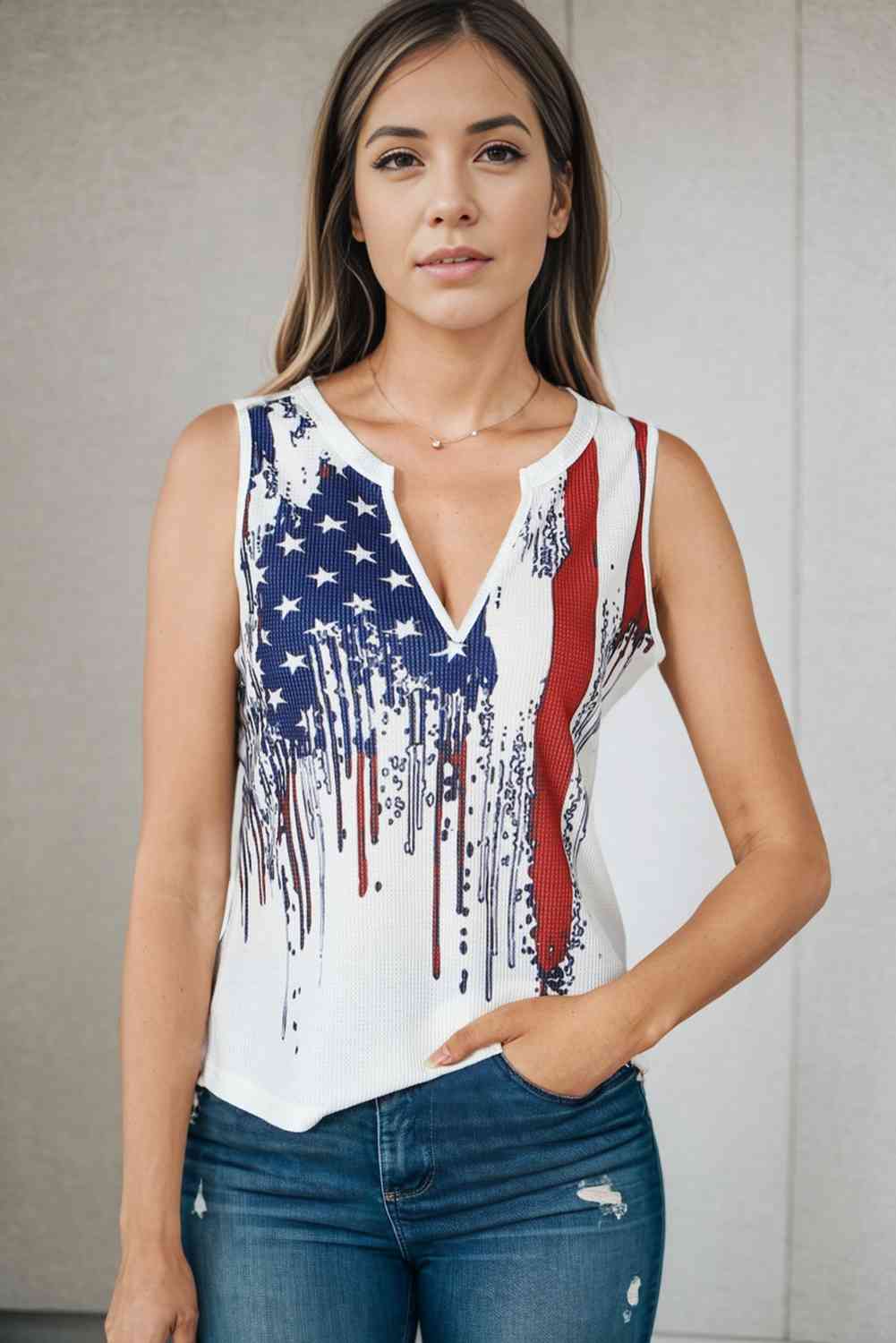 Stilla | Flag Notched Neck Tank