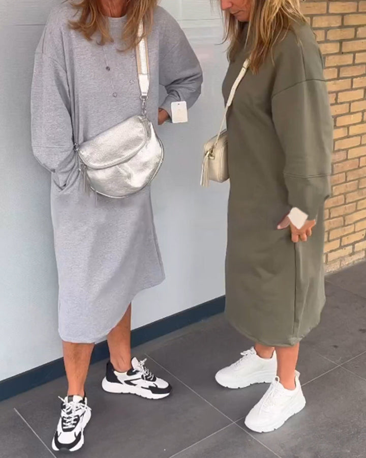 Stilla | Kjole med rund halsudskæring og lommer