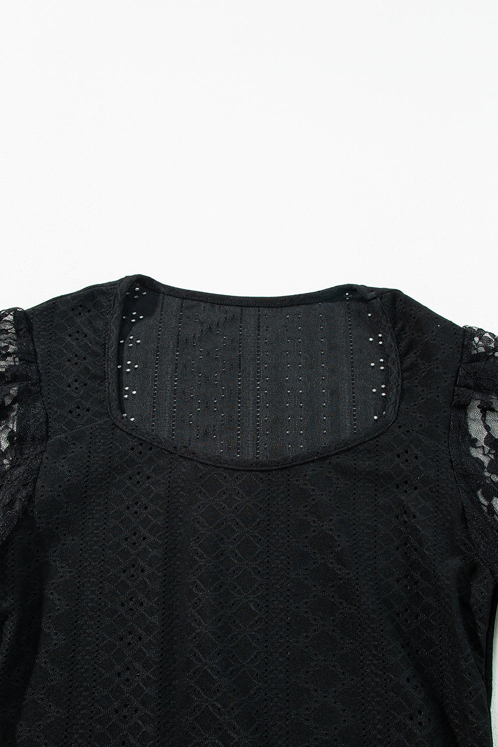 Stilla | Spids-langærmet-bodysuit