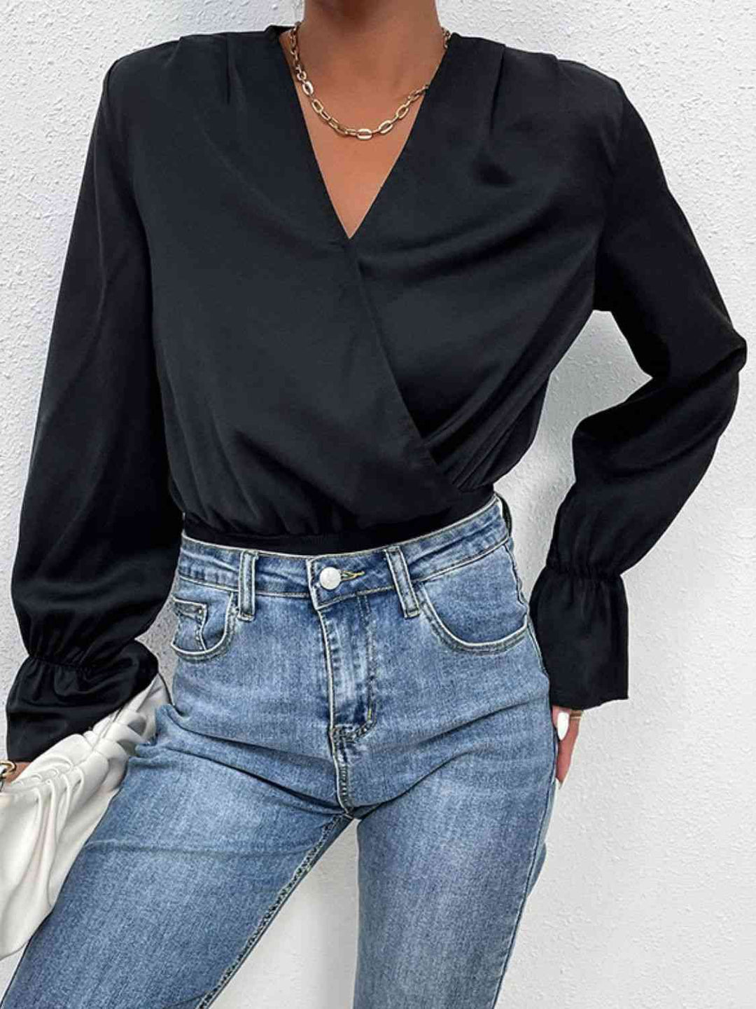 Stilla | Nakke Flounce Ærme Bodysuit
