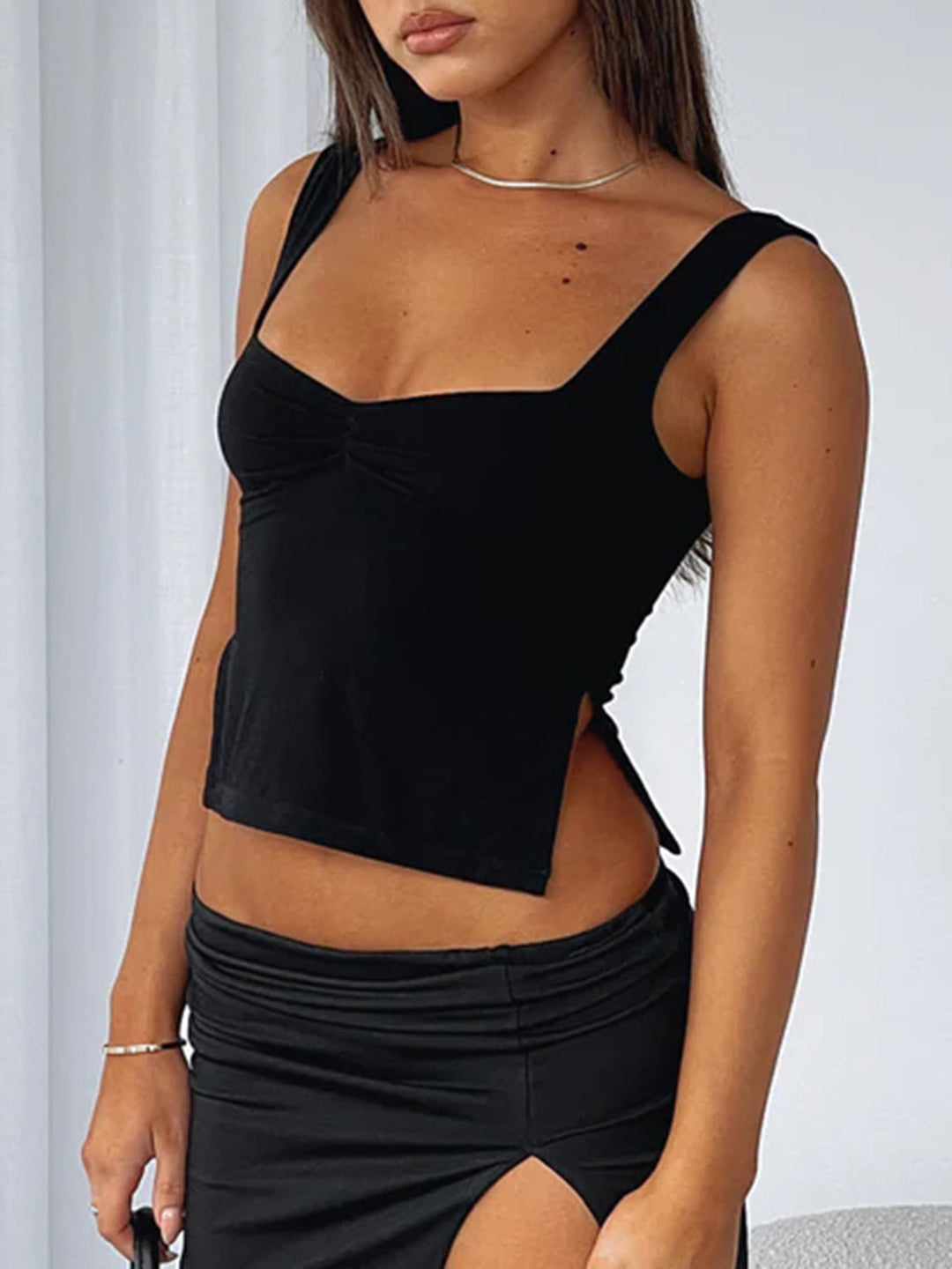 Stilla | Sweetheart Neck Wide Strap Tank
