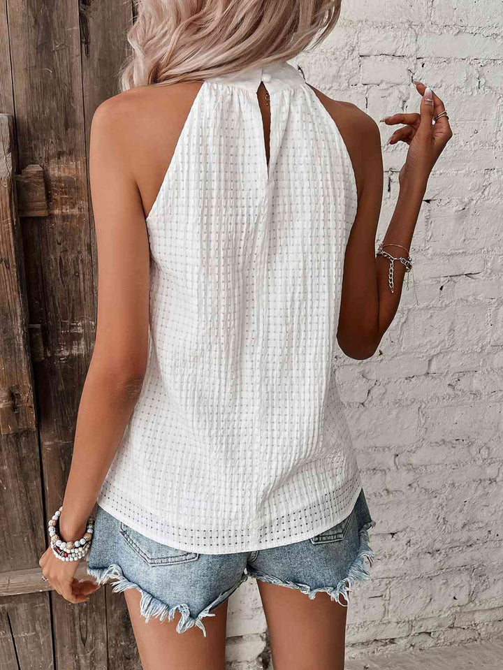 Stilla | Neck Dot Detail Top