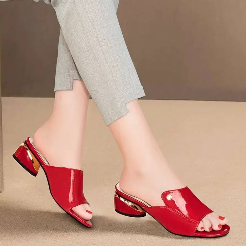 Skovae | Elegante Pantolette med Glinsende Finish