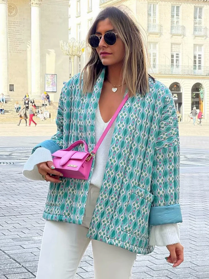 Stilla | Vest til kvinder i retro stil med unikke designelementer