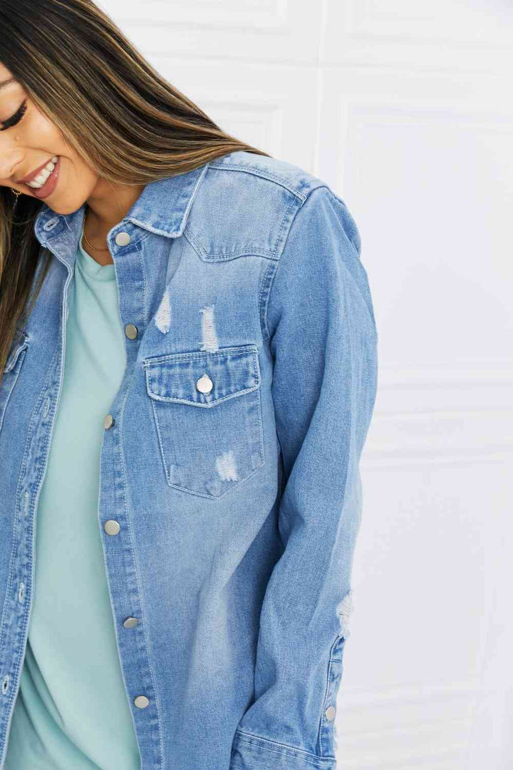 Stilla | Bazi Full Size Distressed Raw Hem Denim Jakke