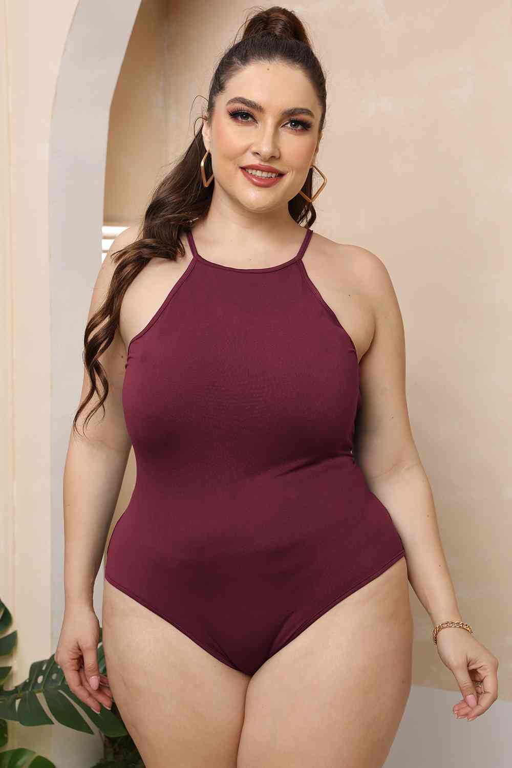 Stilla | Størrelse Halterneck Spaghetti Strop Bodysuit