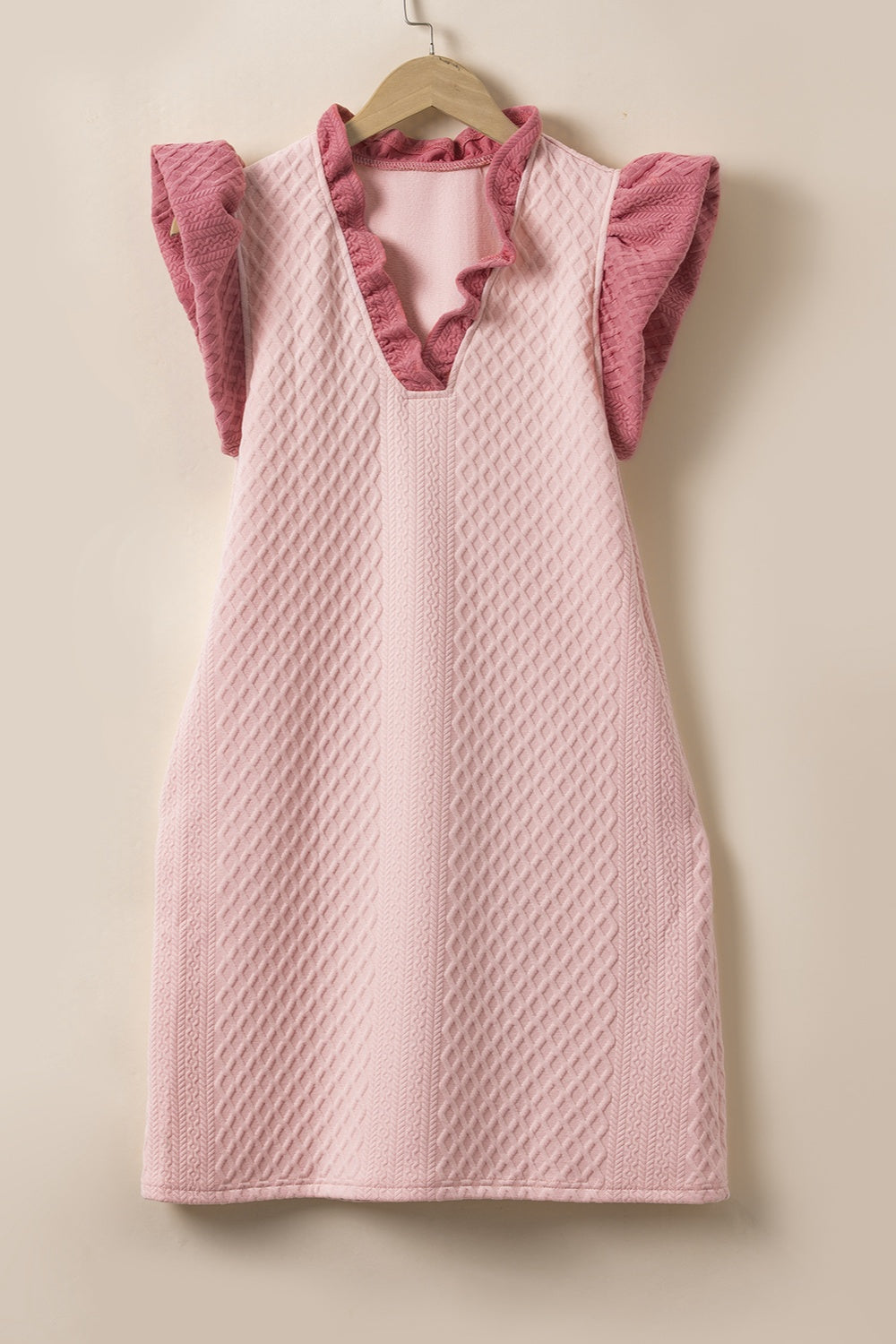 Stilla | V-hals cap sleeve mini kjole