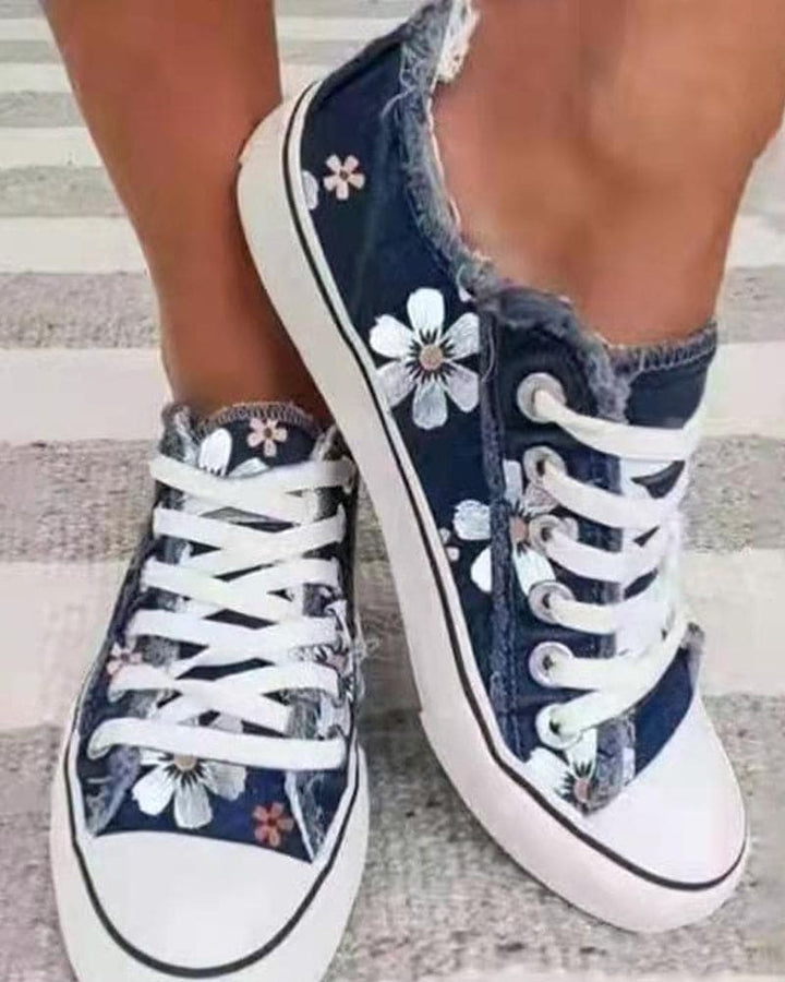 Skovae | Denim Sneakers med blomster