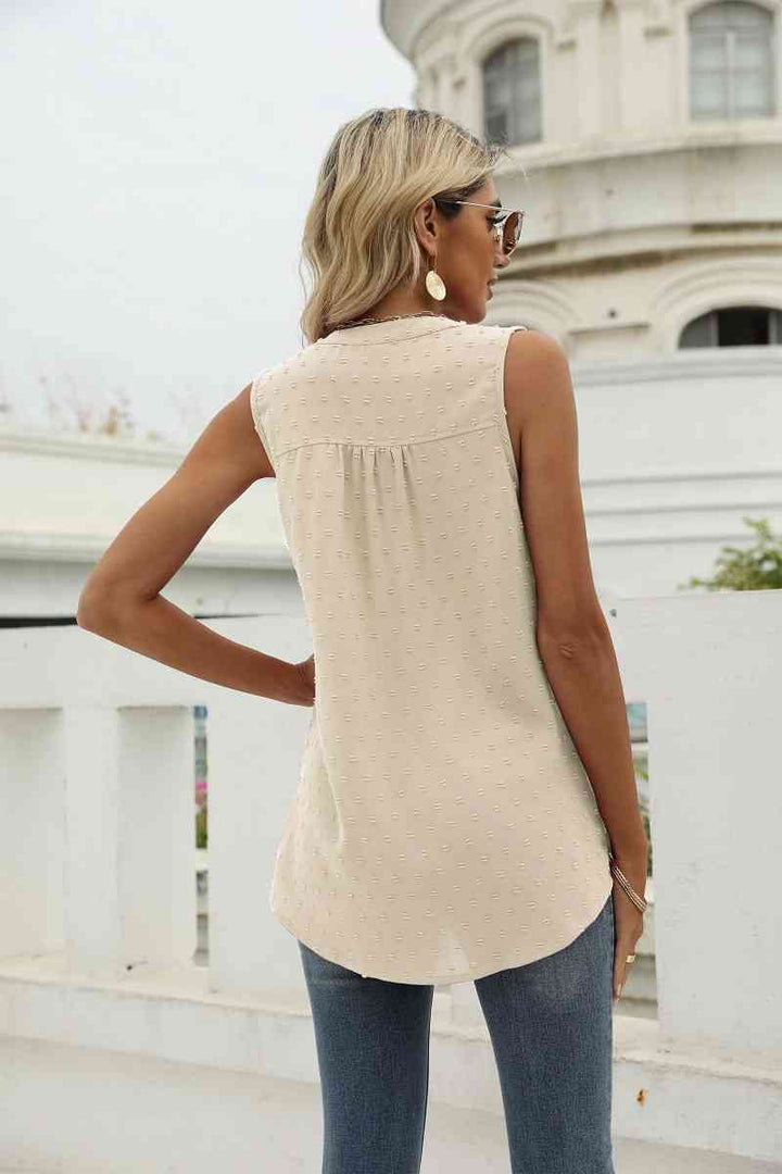 Stilla | Dot Notched Neck Tank