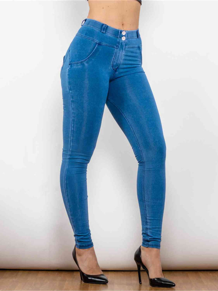 Stilla | Størrelse Knappede Skinny Jeans