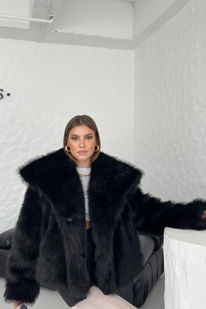 Stilla | Faux-fur-sjal-kravejakke