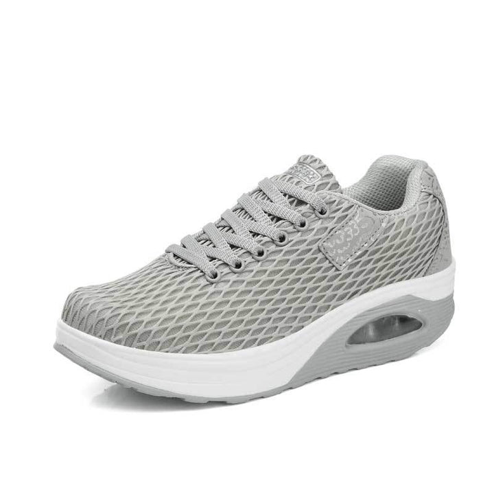 Dame nan åndbart netstof komfort sneakers med luftfjedersystem og ergonomisk kile sål Skovae