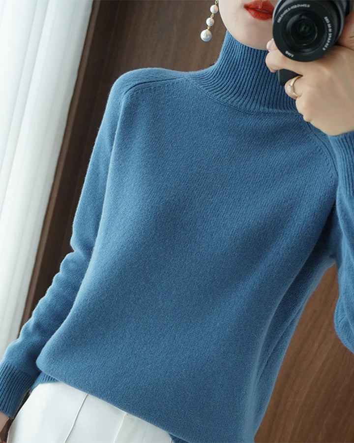 Stilla | Ensfarvet Sweatshirt med Høj Krave og Lange Ærmer
