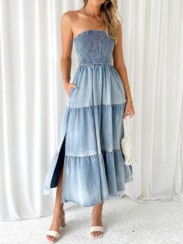 Stilla | Smocked Tube Tiered Denim Kjole