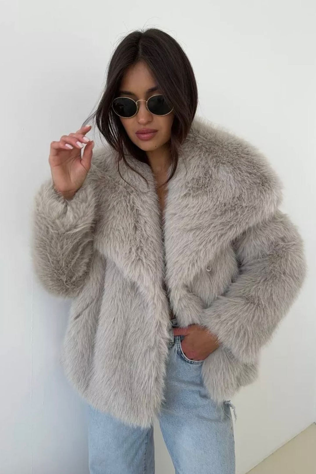 Stilla | Faux-fur-sjal-kravejakke