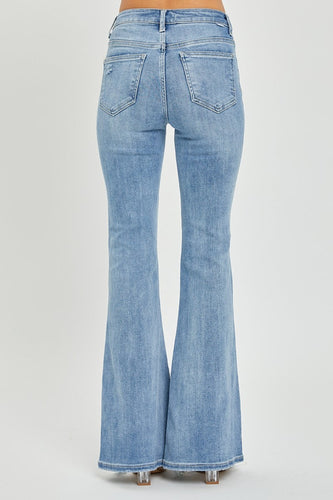 Stilla | Full Size Høj Talje Flared Jeans med Frayed Kant