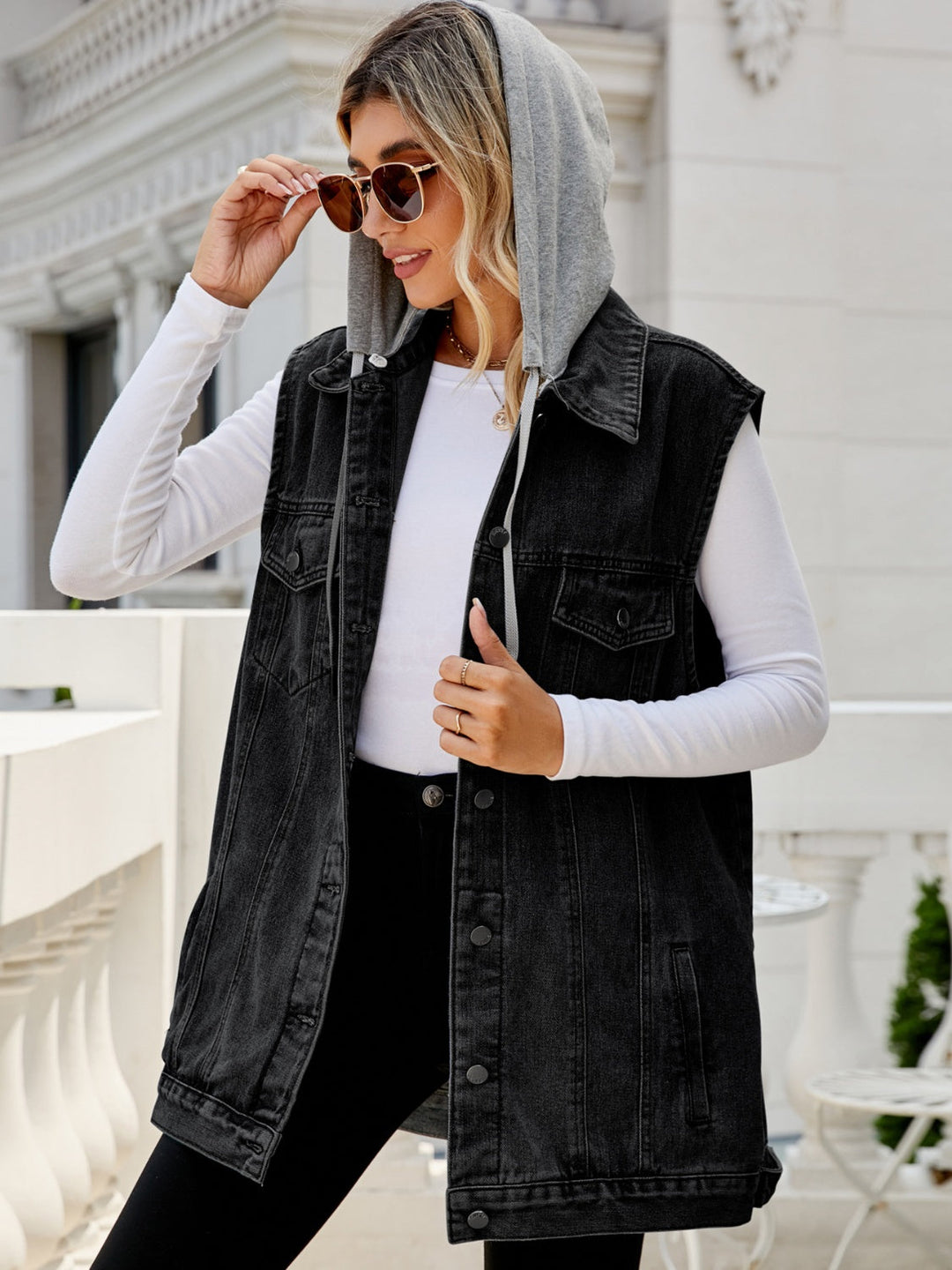 Stilla | Pocketed Button Up Uden Ærmer Denim Jakke