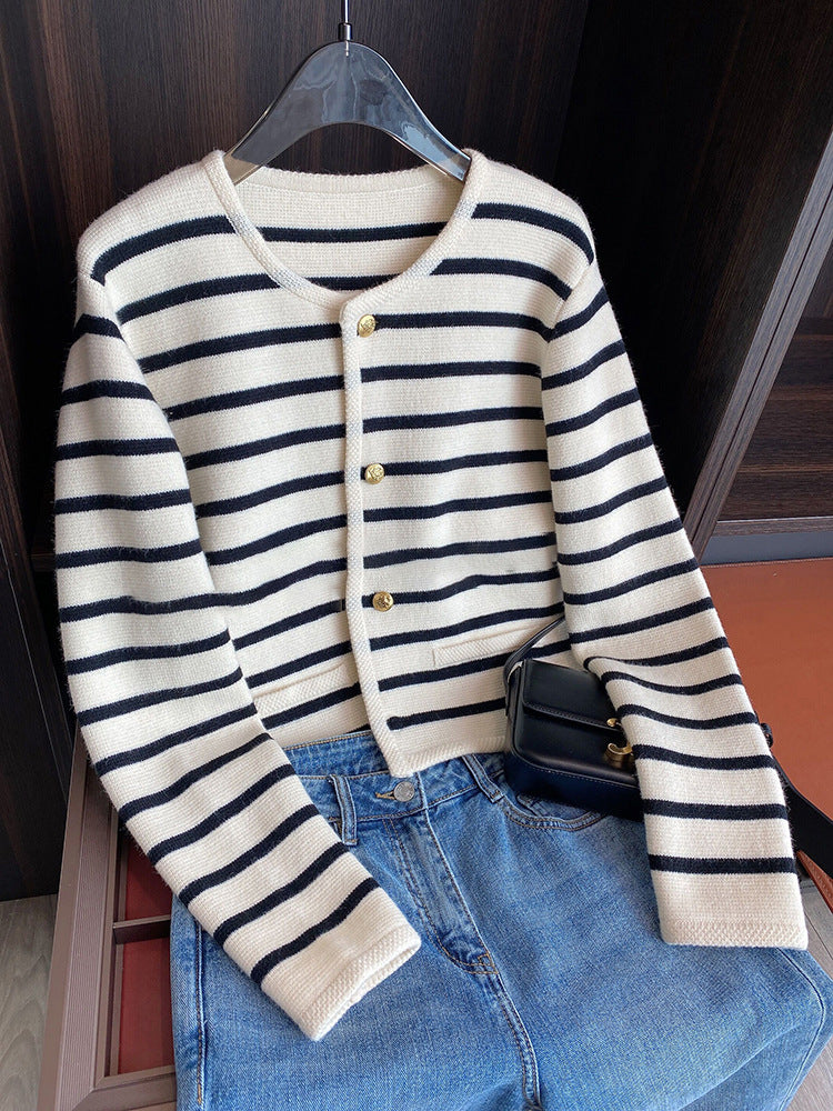 Stilla | Stribet Cardigan med Stil
