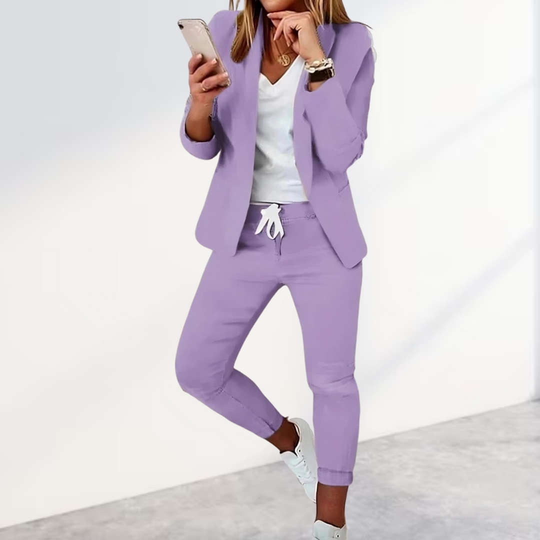 Stilla | Sæt af blazer og bukser elegant