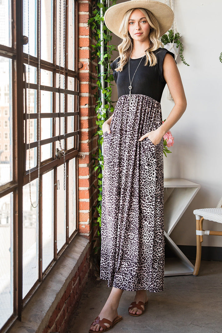 Stilla | Print Rund Hals Maxi Kjole Med Lommer