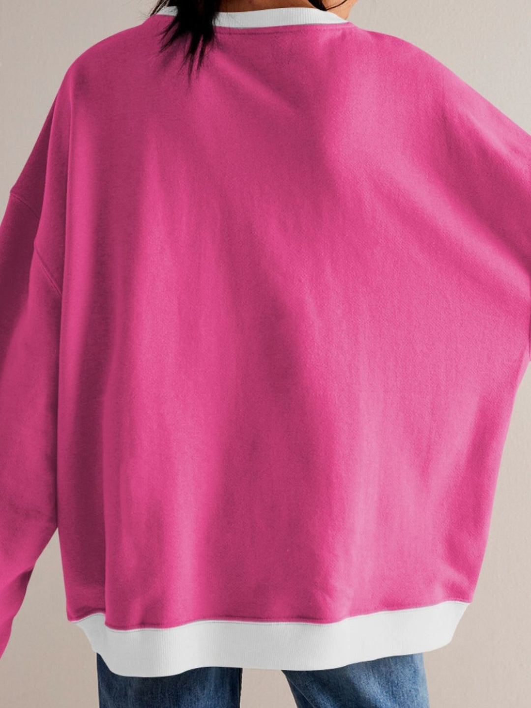 Stilla | Sweatshirt Med Kontrastfarvede Lange Ærmer og Nedfaldende Skuldre