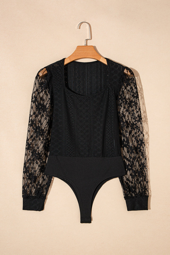 Stilla | Spids-langærmet-bodysuit