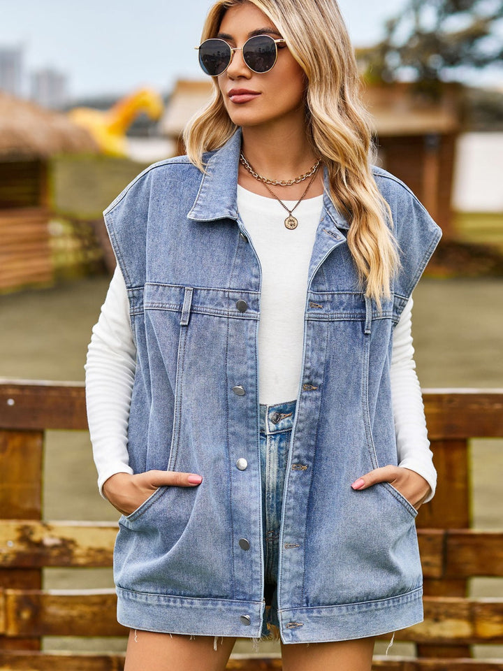 Stilla | Up Collared Neck Sleeveless Denim Jacket