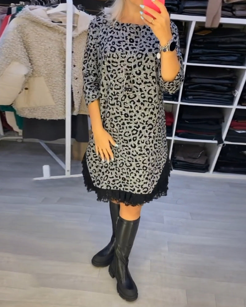 Stilla | stilfuld kjole med leopardmønster