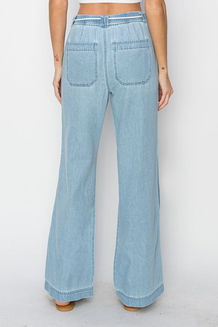 Stilla | High Rise Straight Jeans