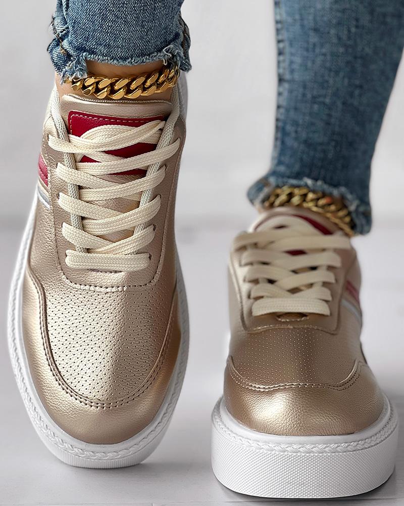 Stilla | Elegante og detaljerede støtte sko