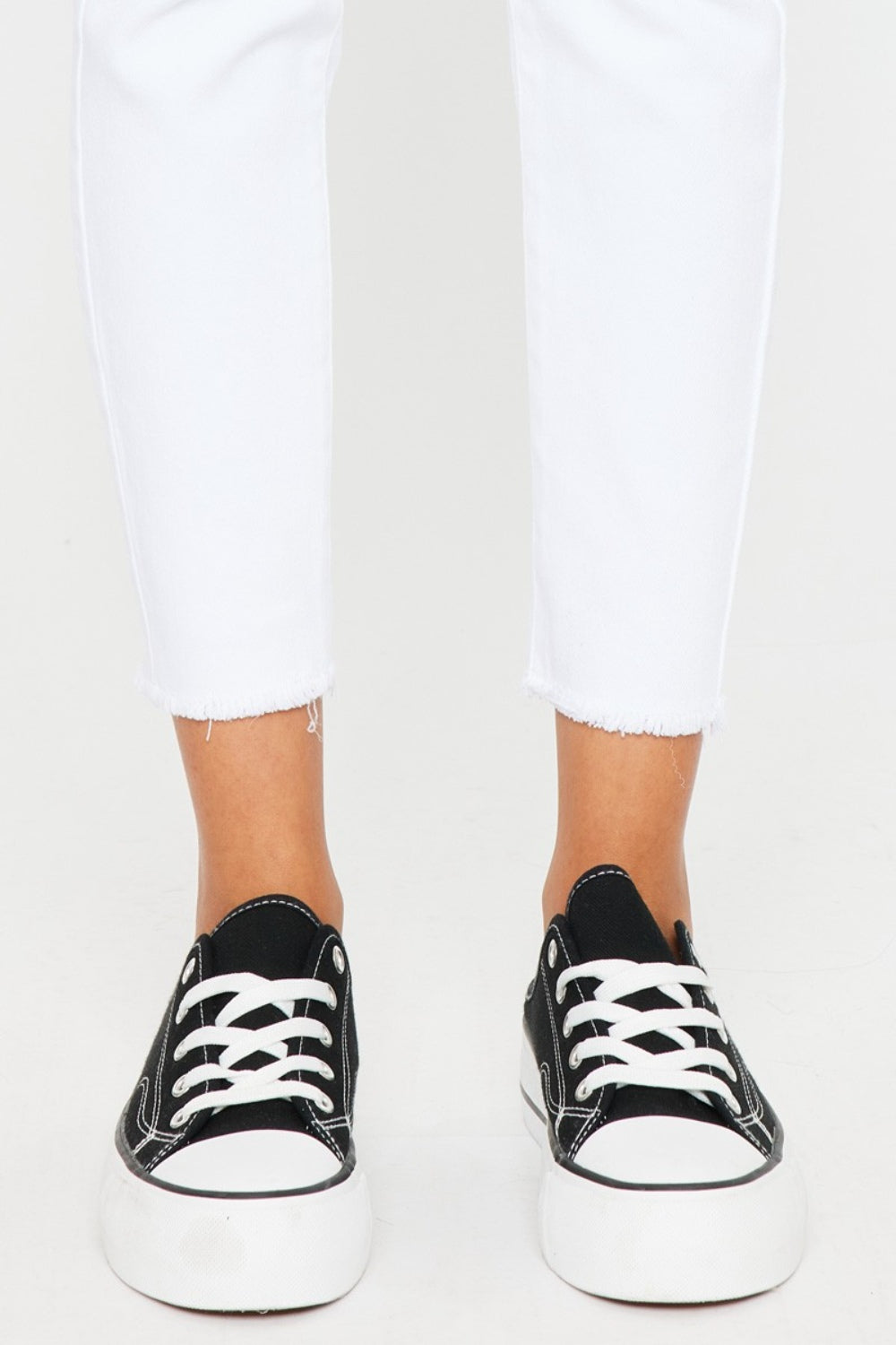 Stilla | Mid Rise Ankle Skinny Jeans