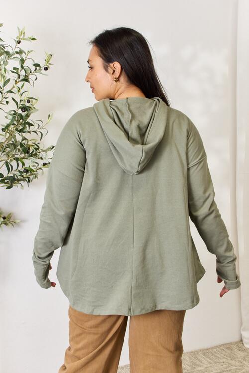 Stilla | Code Full Size Halv Knap Hoodie