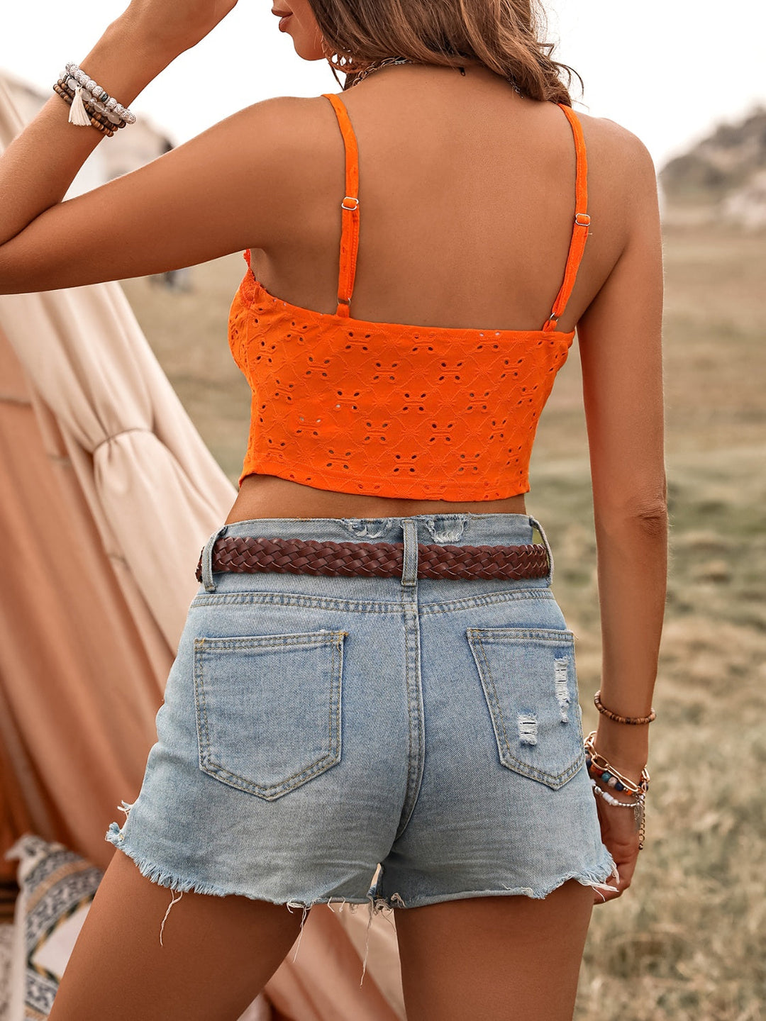 Stilla | Ruffled Eyelet V-Hals Cami