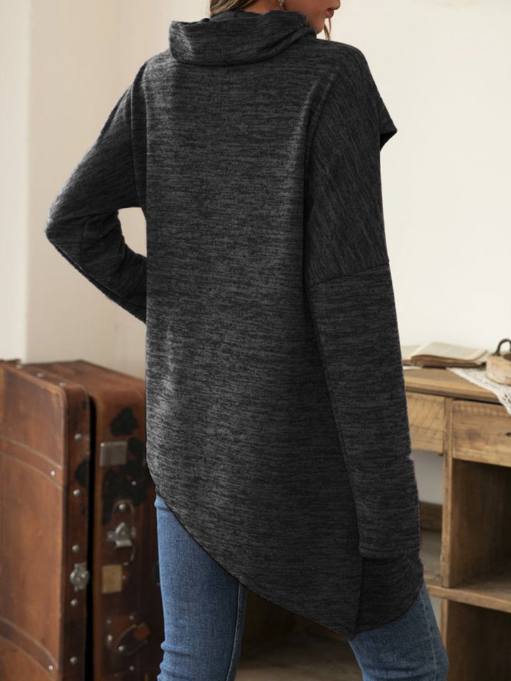 Stilla | T-shirt med lange ærmer og asymmetrisk søm samt muslingekant