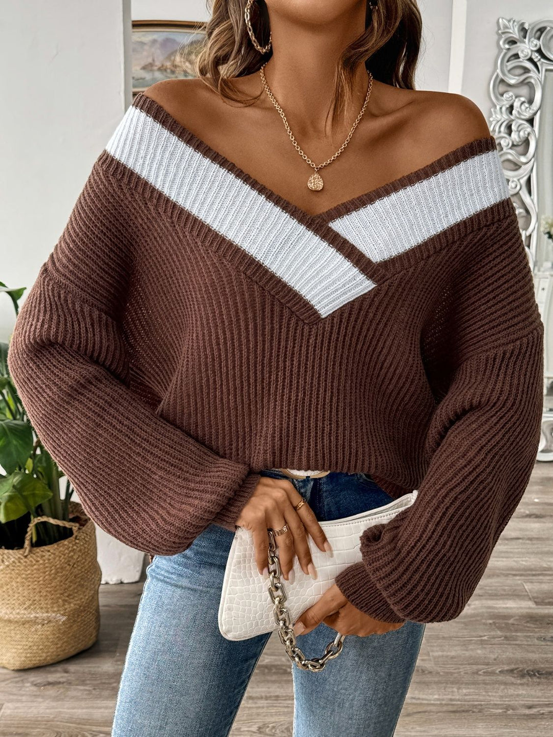 Stilla | Pullover med kontrastfarve, lange ærmer og faldende skuldre