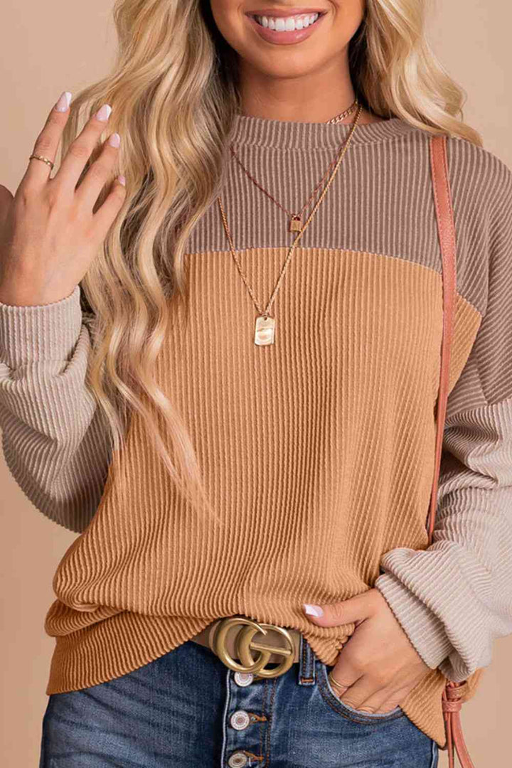 Stilla | Block Droppet Skulder T-shirt