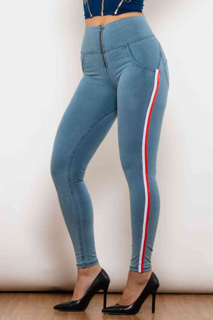 Stilla | Stripe Contrast Zip Closure Skinny Jeans