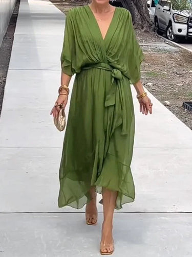 Stilla | Elegant chiffon-dress med V-hals