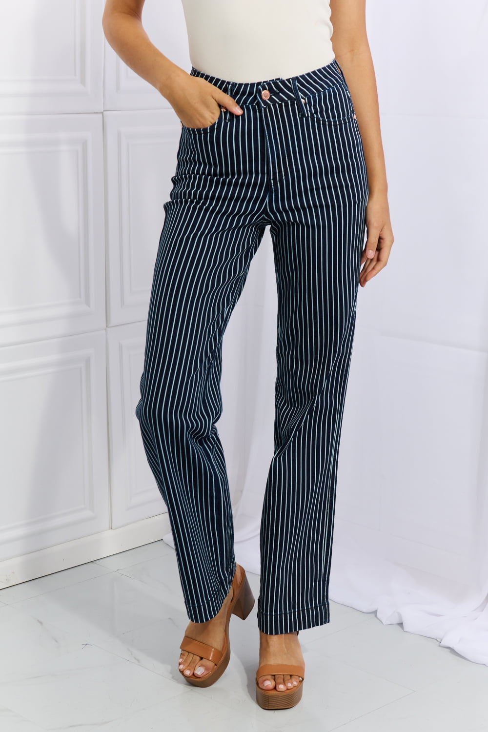 Stilla | Blå Cassidy Fuld Størrelse Højalttids Tummy Control Stribet Lige Jeans