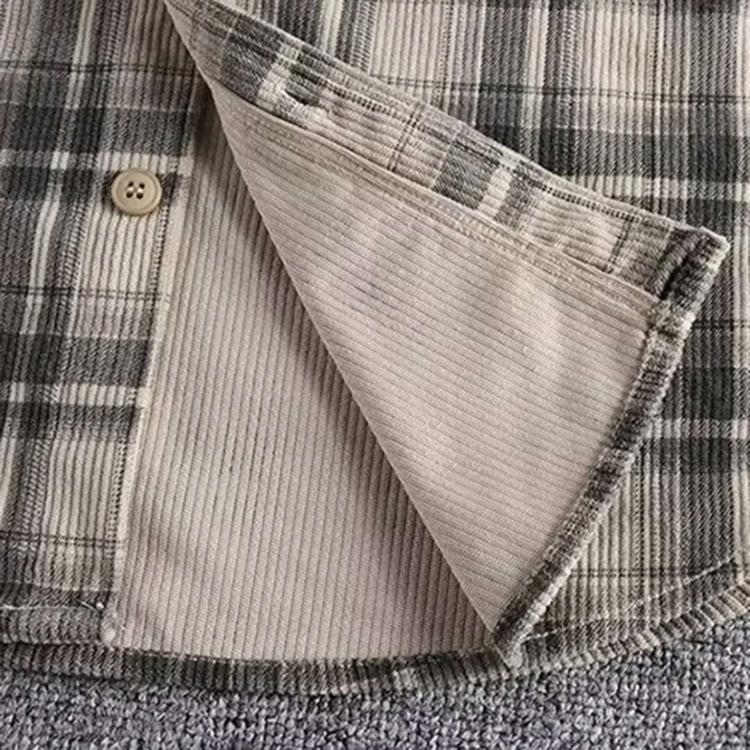 Stilla | Retro Flannel